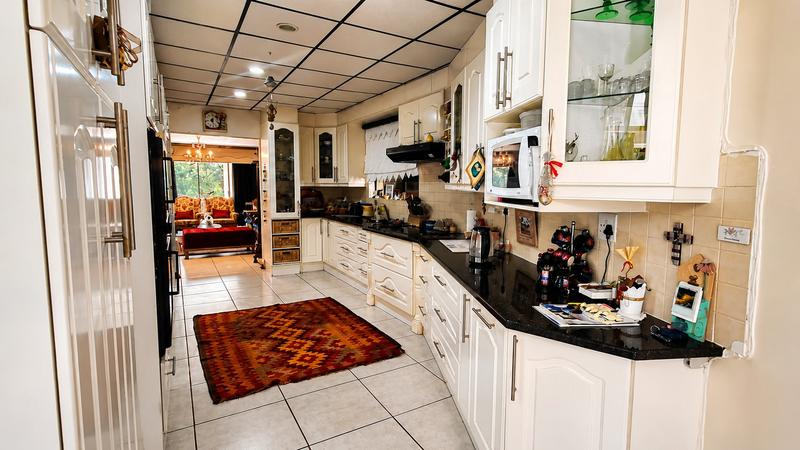 5 Bedroom Property for Sale in Dan Pienaar Free State